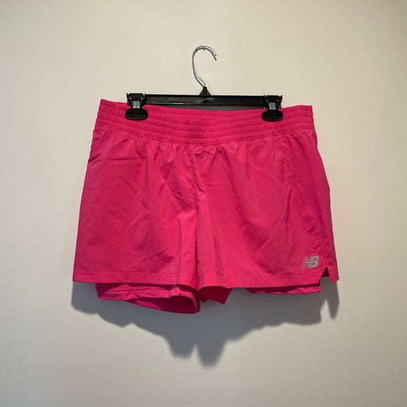 New Balance Women's Pink Athletic Shorts Size Large w/ Built In Under Shorts - Picture 1 of 4